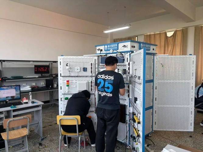 省中职学校职业能力大赛物联网应用与服务项目海宁技师学院荣获二等奖